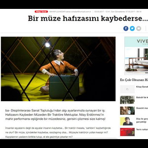 Hürriyet <a href='http://www.hurriyet.com.tr/kitap-sanat/bir-muze-hafizasini-kaybederse-40383363' target='_blank'>Link</a>